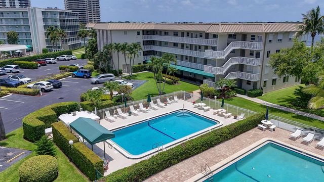52 Yacht Club Drive 305, North Palm Beach, FL 33408