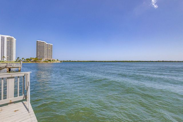 52 Yacht Club Drive 305, North Palm Beach, FL 33408