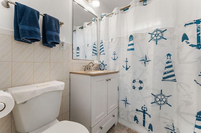 217 W 40th Place, Griffith, IN 46319