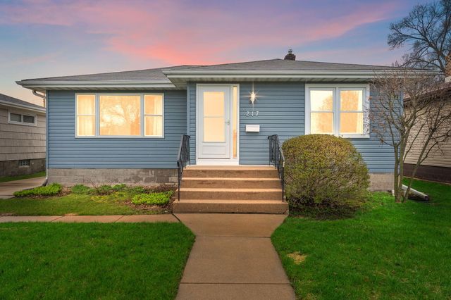 217 W 40th Place, Griffith, IN 46319