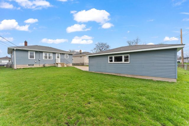 217 W 40th Place, Griffith, IN 46319