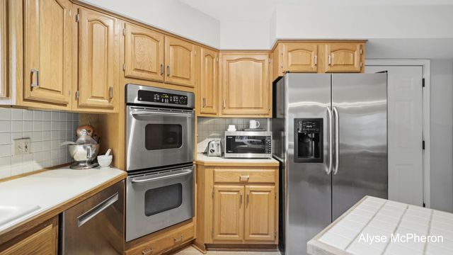 18121 Lovell Road, Spring Lake, MI 49456