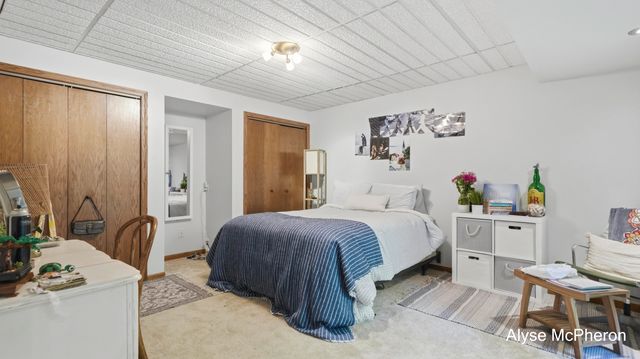 18121 Lovell Road, Spring Lake, MI 49456