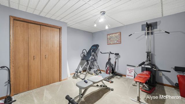 18121 Lovell Road, Spring Lake, MI 49456