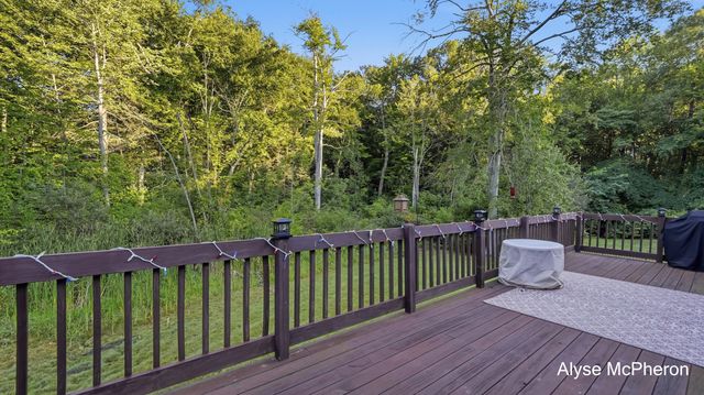 18121 Lovell Road, Spring Lake, MI 49456