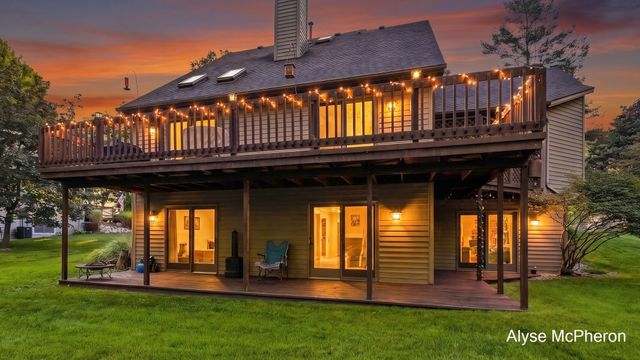 18121 Lovell Road, Spring Lake, MI 49456