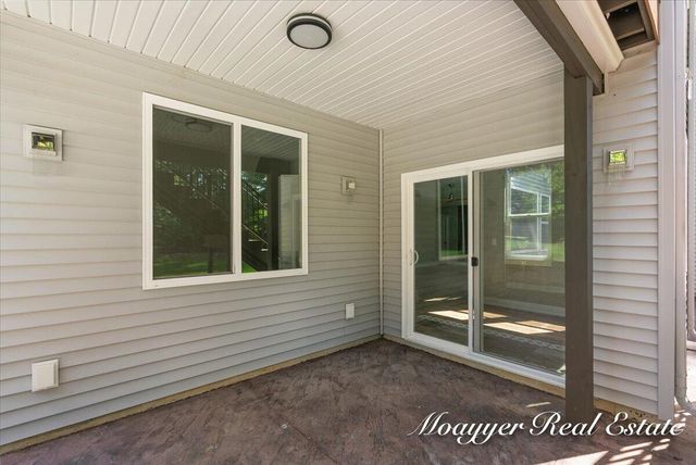 1835 Gloryfield Drive, Byron Center, MI 49315