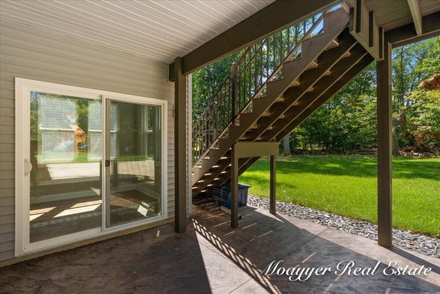 1835 Gloryfield Drive, Byron Center, MI 49315