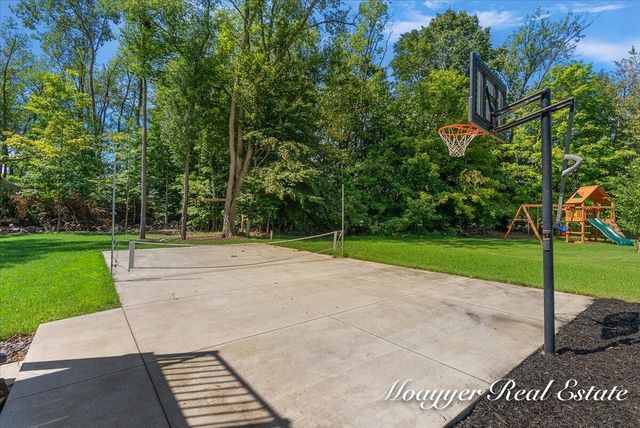 1835 Gloryfield Drive, Byron Center, MI 49315