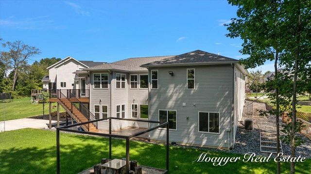 1835 Gloryfield Drive, Byron Center, MI 49315