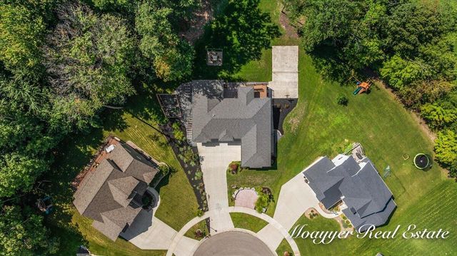 1835 Gloryfield Drive, Byron Center, MI 49315