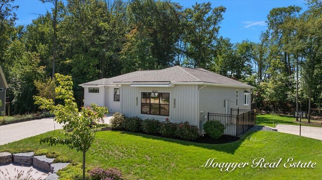 1835 Gloryfield Drive, Byron Center, MI 49315