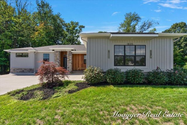 1835 Gloryfield Drive, Byron Center, MI 49315