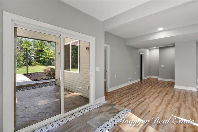 1835 Gloryfield Drive, Byron Center, MI 49315