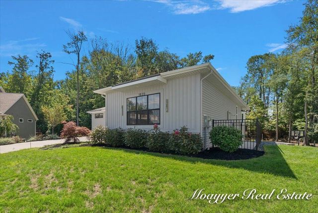 1835 Gloryfield Drive, Byron Center, MI 49315