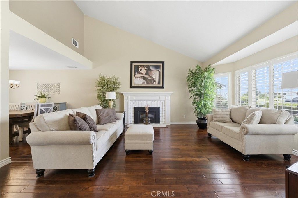 Image 11 of property listing at 5640 Cypress, Palmdale, CA 93551