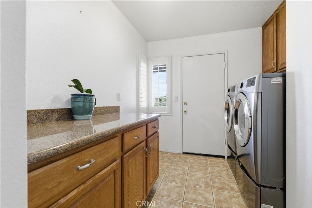 Image 25 of property listing at 5640 Cypress, Palmdale, CA 93551