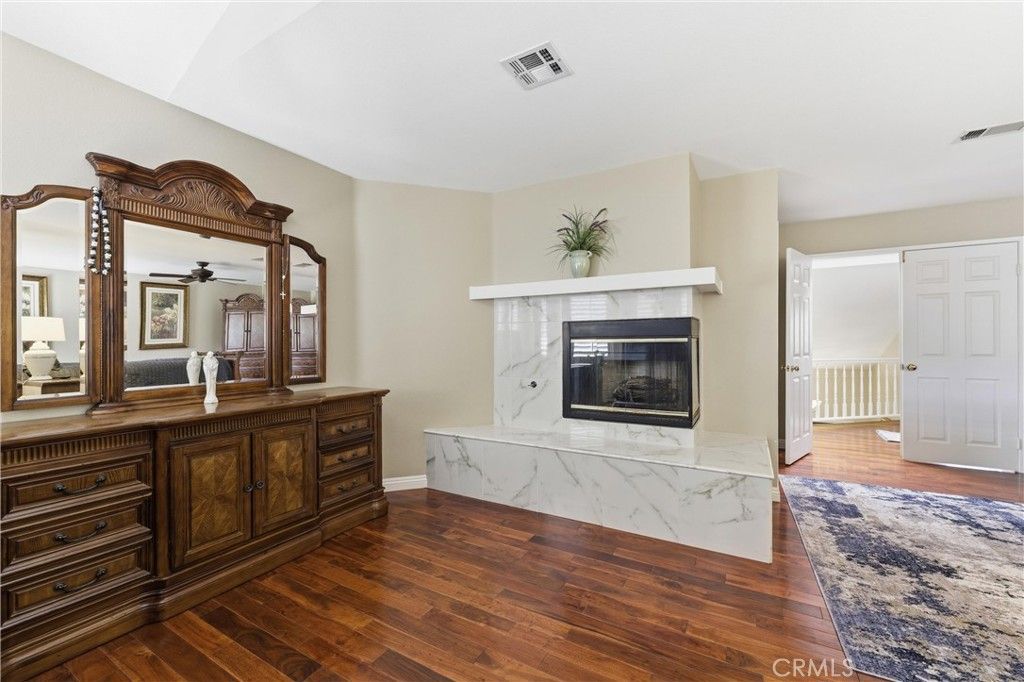 Image 28 of property listing at 5640 Cypress, Palmdale, CA 93551