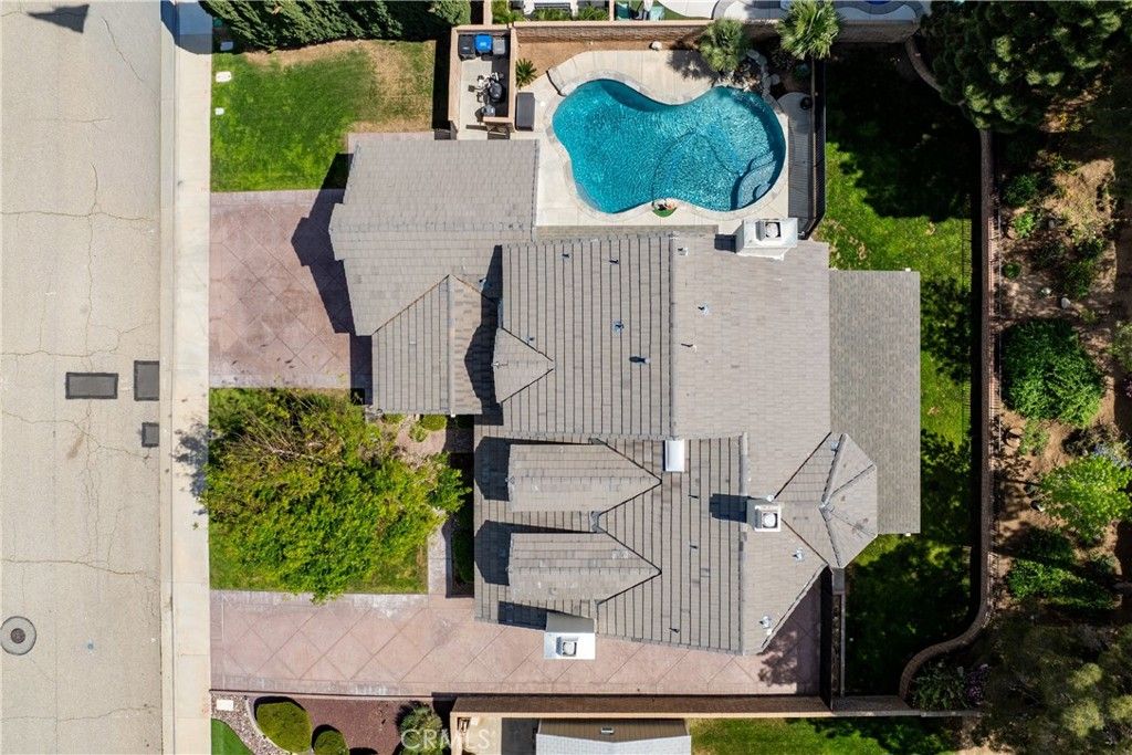 Image 45 of property listing at 5640 Cypress, Palmdale, CA 93551