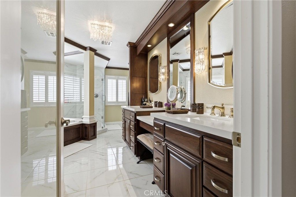 Image 7 of property listing at 5640 Cypress, Palmdale, CA 93551