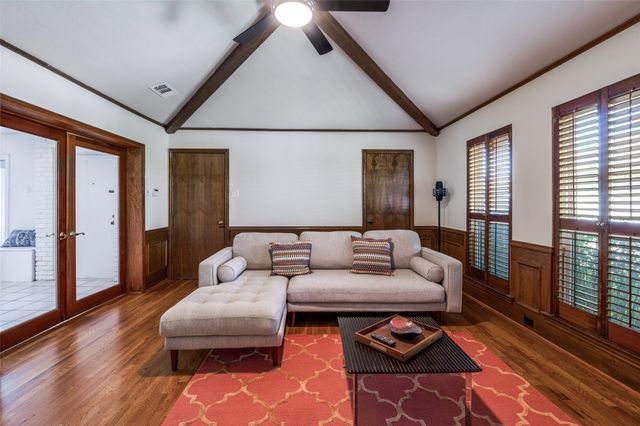 6315 Brook Lake Drive, Dallas, TX 75248