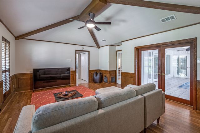 6315 Brook Lake Drive, Dallas, TX 75248