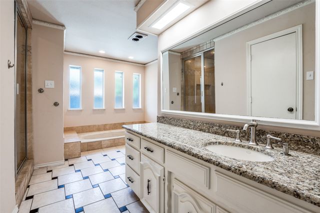 6315 Brook Lake Drive, Dallas, TX 75248