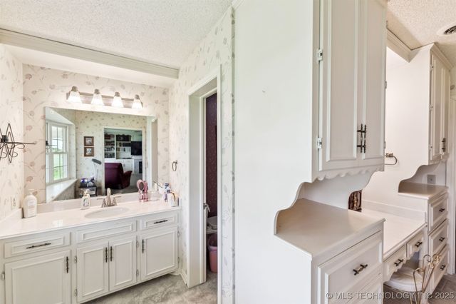 434525 E 340 Road, Adair, OK 74330