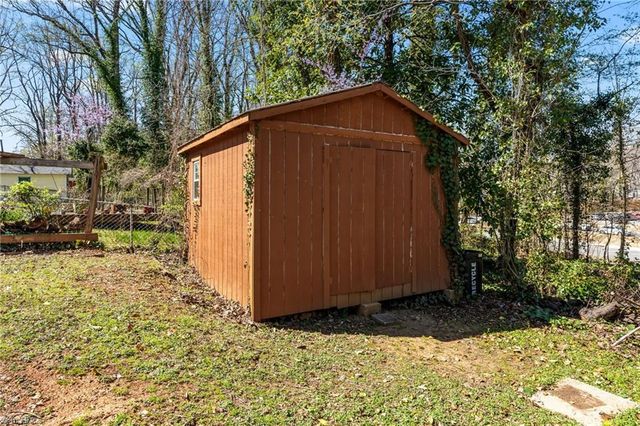 3808 Walker Avenue, Greensboro, NC 27403