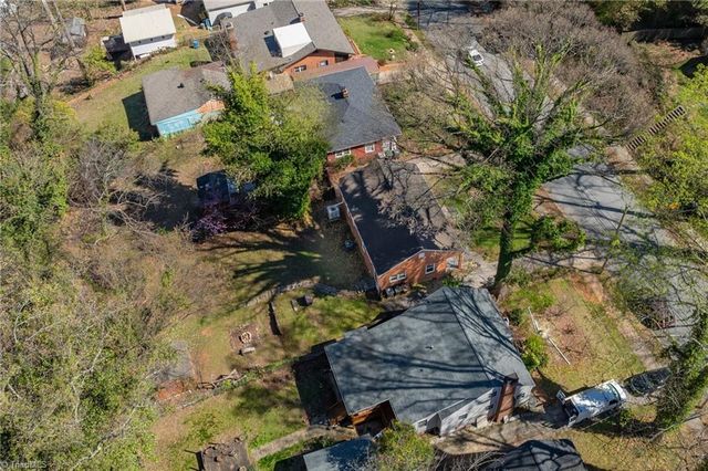 3808 Walker Avenue, Greensboro, NC 27403