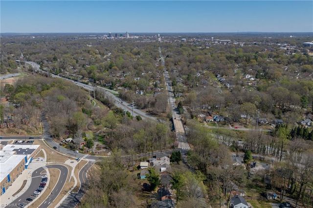 3808 Walker Avenue, Greensboro, NC 27403