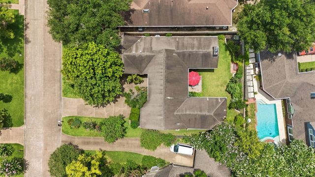 13026 Waldemere Drive, Houston, TX 77077