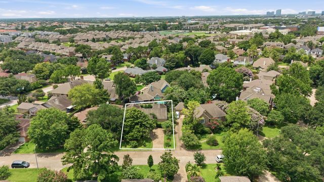 13026 Waldemere Drive, Houston, TX 77077