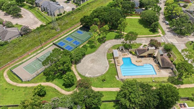 13026 Waldemere Drive, Houston, TX 77077
