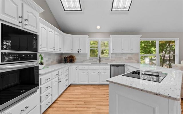 717 Guilford Road, Jamestown, NC 27282