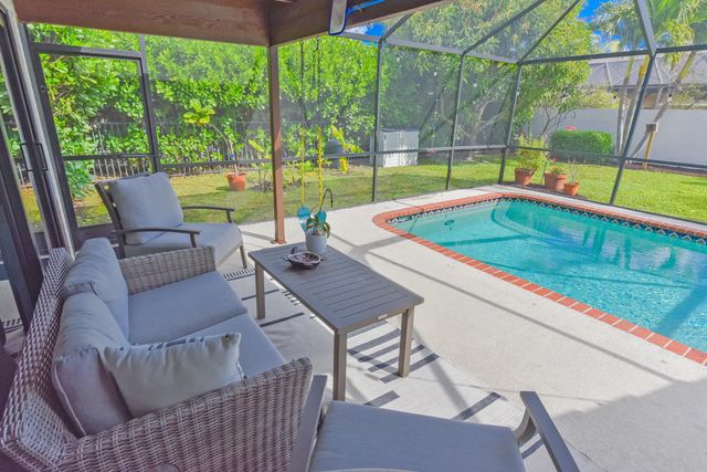 7646 Solimar Circle, Boca Raton, FL 33433