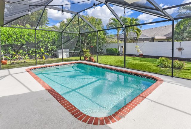 7646 Solimar Circle, Boca Raton, FL 33433