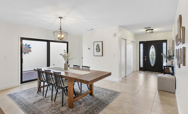 7646 Solimar Circle, Boca Raton, FL 33433