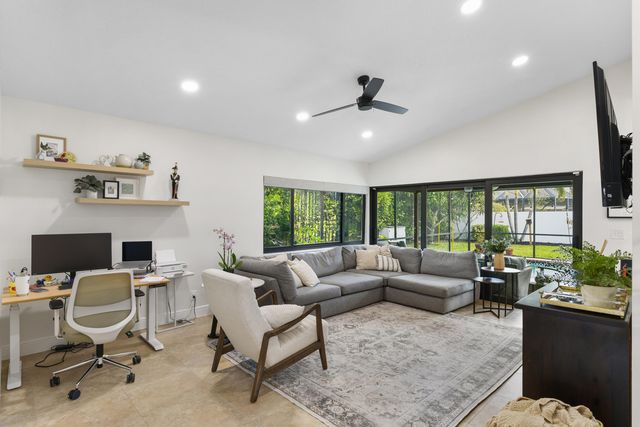 7646 Solimar Circle, Boca Raton, FL 33433