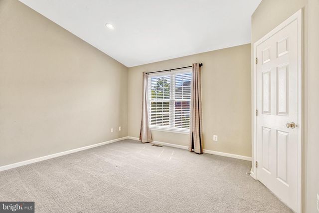25368 SHIPLEY TER, Chantilly, VA 20152