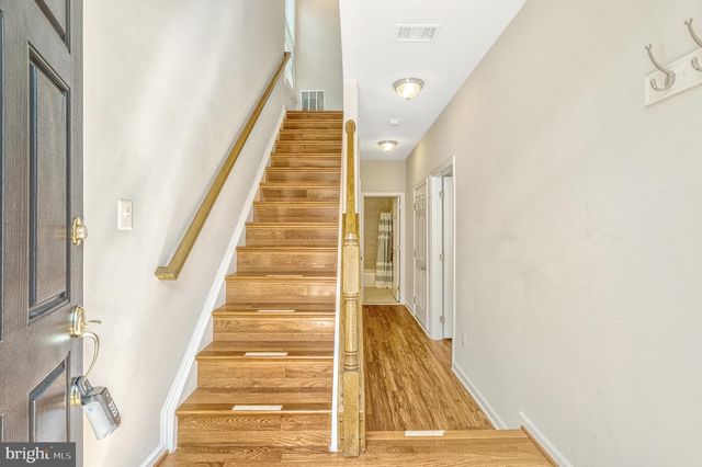 25368 SHIPLEY TER, Chantilly, VA 20152