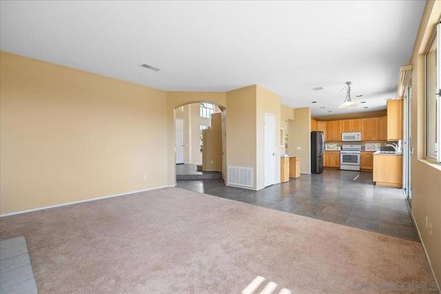 546 Calle Capistrano, San Marcos, CA 92069
