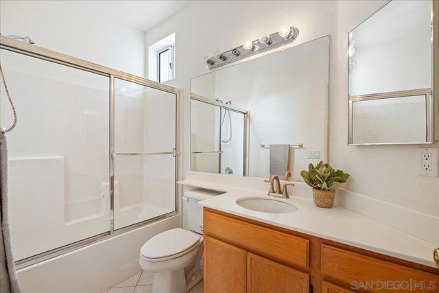 546 Calle Capistrano, San Marcos, CA 92069