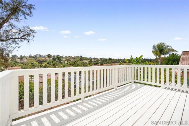 546 Calle Capistrano, San Marcos, CA 92069