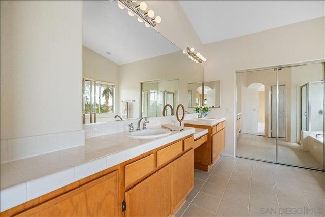 546 Calle Capistrano, San Marcos, CA 92069