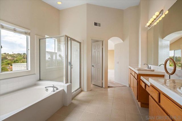 546 Calle Capistrano, San Marcos, CA 92069