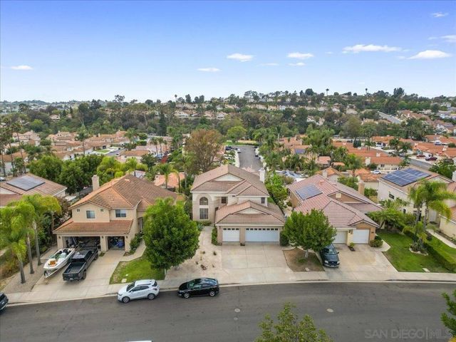 546 Calle Capistrano, San Marcos, CA 92069