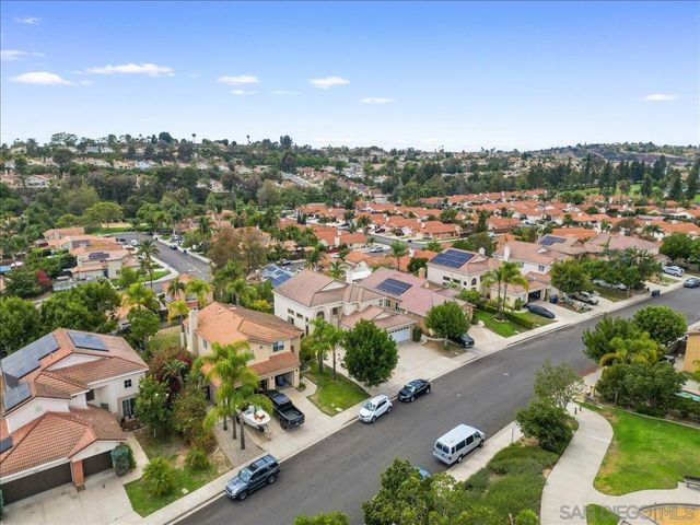 546 Calle Capistrano, San Marcos, CA 92069
