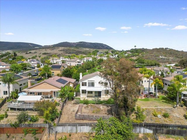546 Calle Capistrano, San Marcos, CA 92069