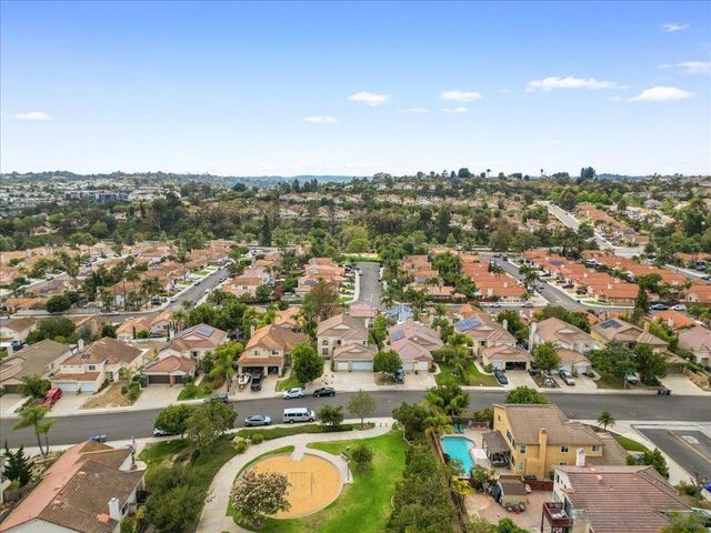 546 Calle Capistrano, San Marcos, CA 92069